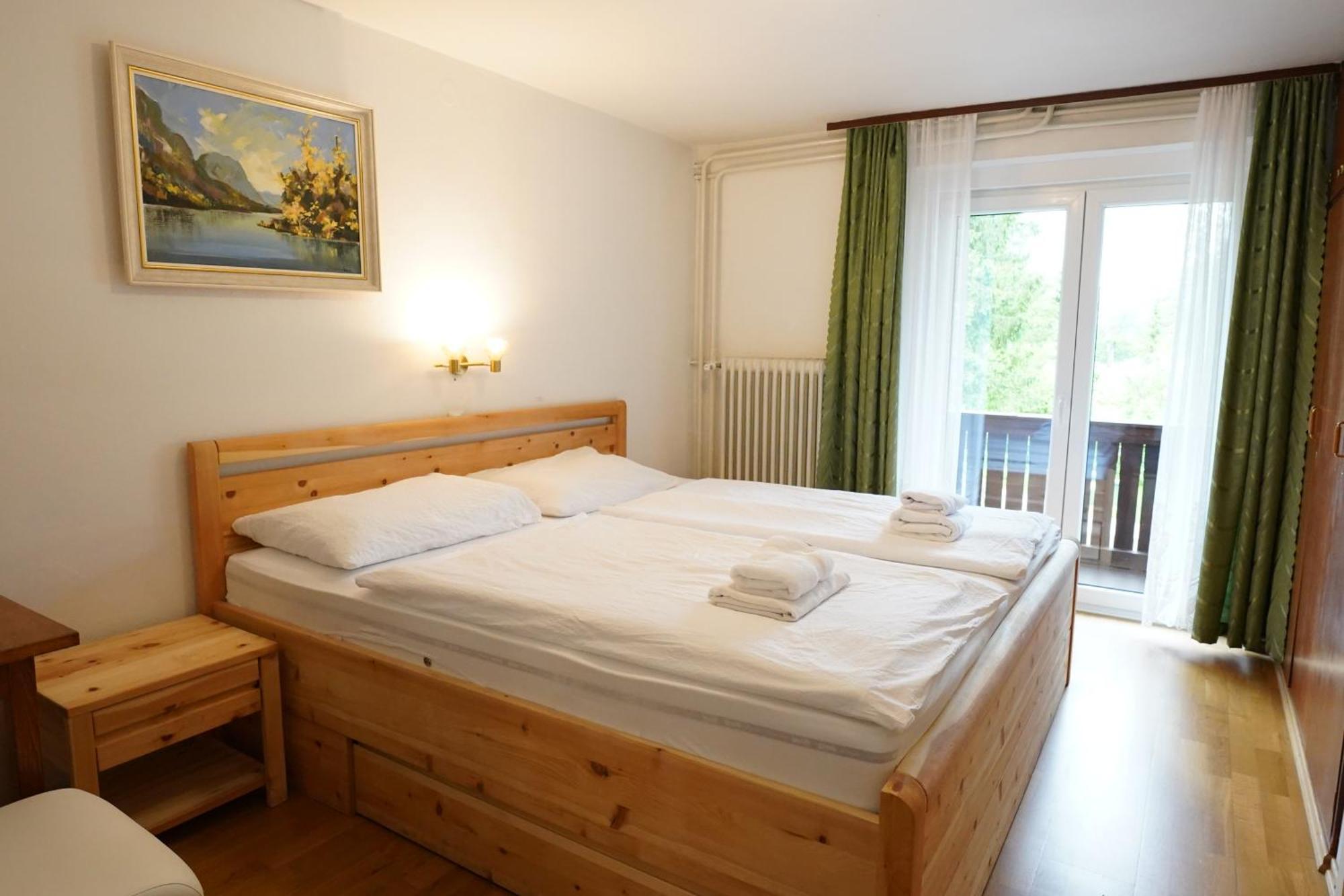 Sobe In Apartmaji Pri Ukcu Bohinj Exteriör bild