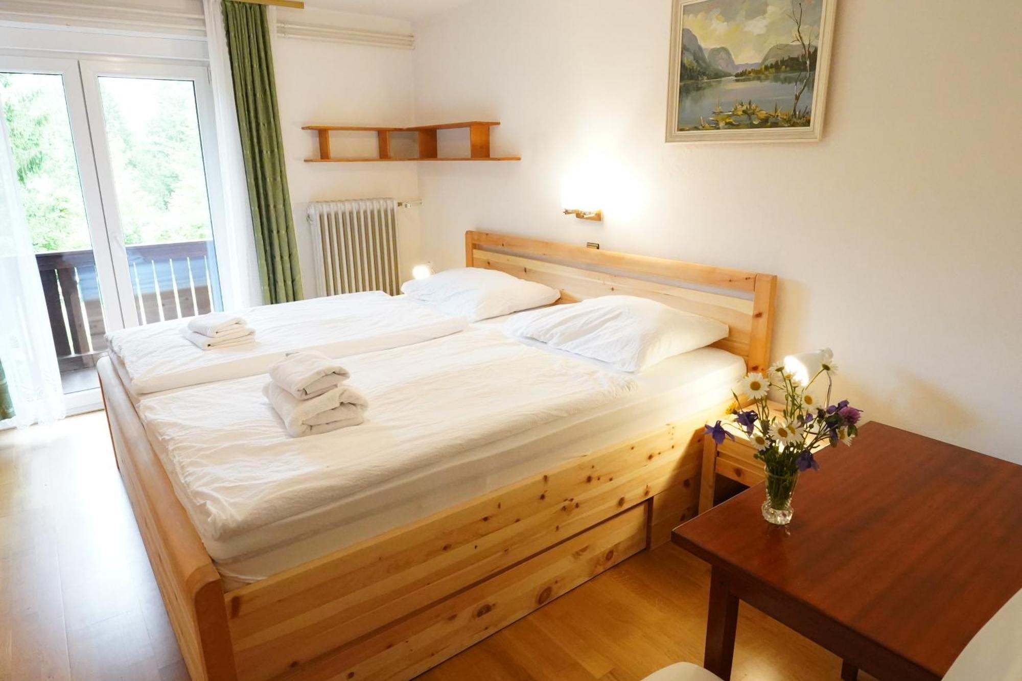 Sobe In Apartmaji Pri Ukcu Bohinj Exteriör bild