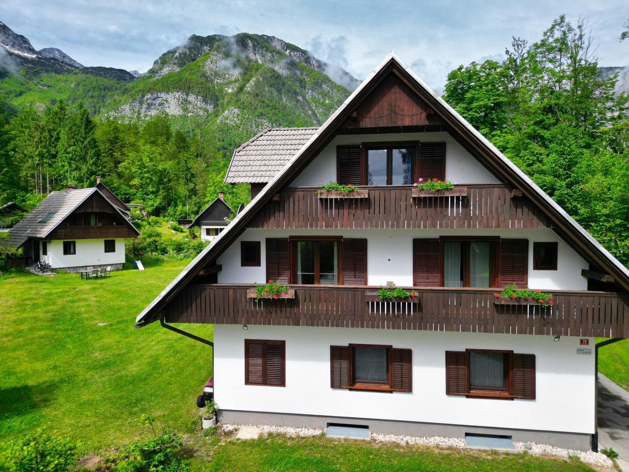 Sobe In Apartmaji Pri Ukcu Bohinj Exteriör bild