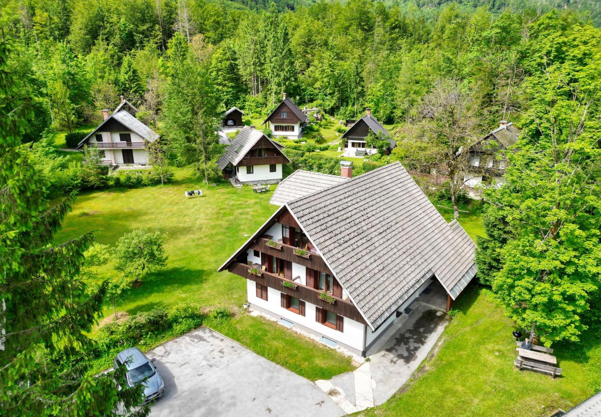 Sobe In Apartmaji Pri Ukcu Bohinj Exteriör bild